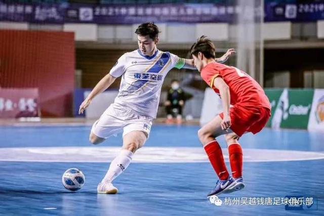 索博斯洛伊：我们现在领先 但赛季还有六个月